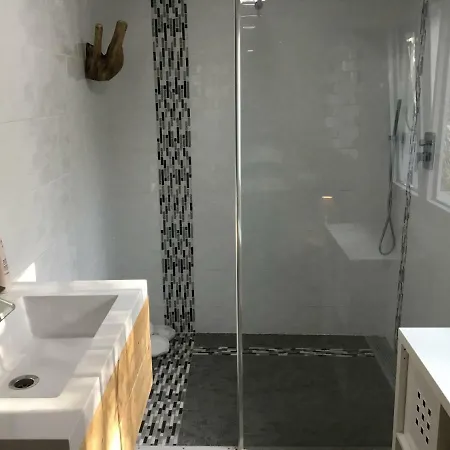 Self Catering Lydie Et Eric Apartment *